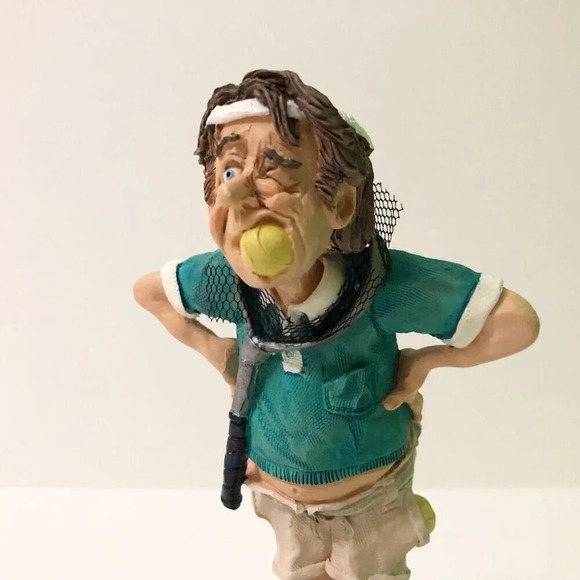 Doug Harris Tennis Player Causing A Racket Russ Berrie Statue - Picture 15 of 16